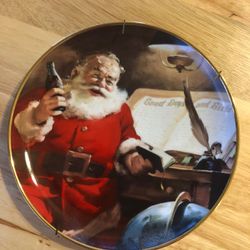 “Making A List” Coca Cola Collector Plate #HA9884