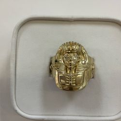 Pharaoh 10k Gold Ring 