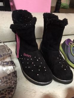 GIRLS SZ 4 SHOES