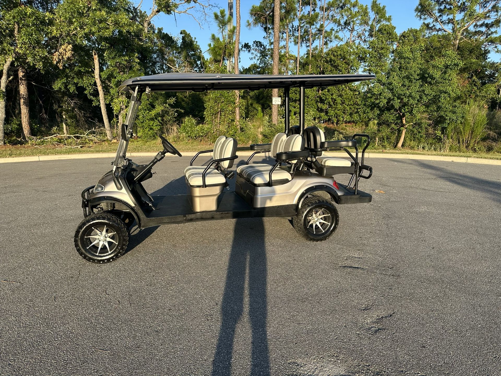 Golf Cart 6 Seater