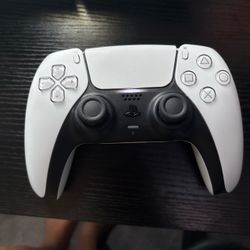 Used 1 month ps5