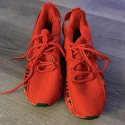 Just So So Womens Running Shoe Red Lt Weight Lace Up Front Honeycomb Sole EUR 37