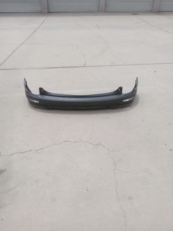 20 to 22 rear bumper  honda crv ( oem)