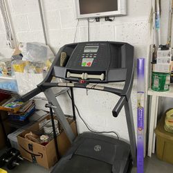 Golds Gym Treadmill