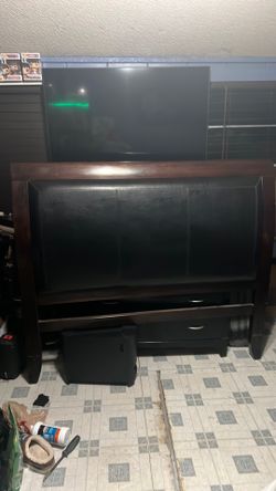 Queen size Headboard