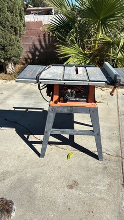 TABLE SAW