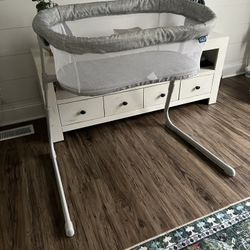 Halo BassiNest Bassinet 