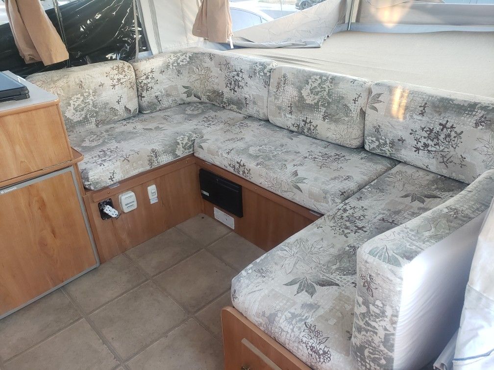 2000 Starcraft Pop up Camper for Sale in Chandler, AZ OfferUp
