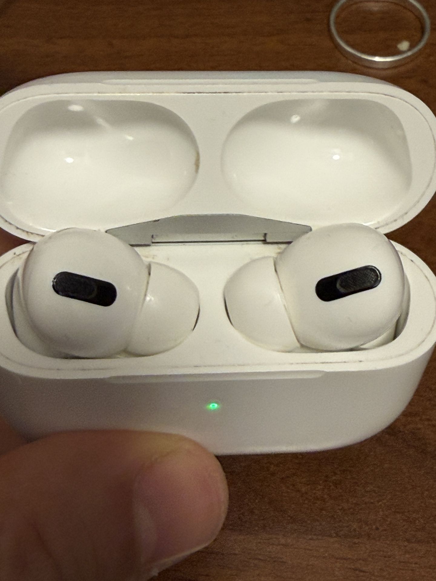 AirPods Pro First Gen In Good Condition Wireless Charging Case !!