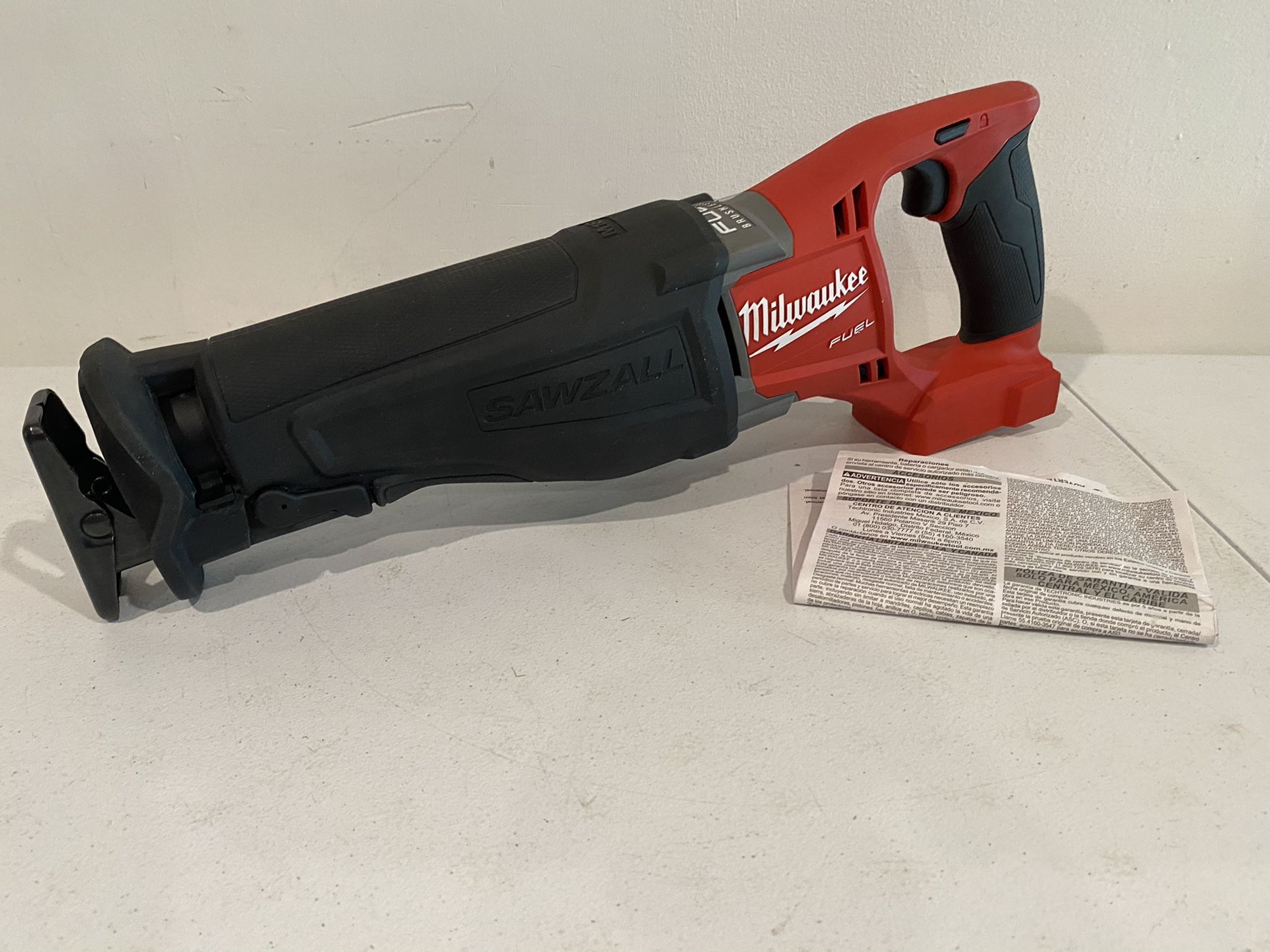 Milwaukee M18 FUEL GEN-2 18-Volt Lithium-Ion Brushless Cordless SAWZALL Reciprocating Saw (Tool-Only)
