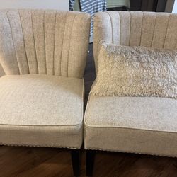 Accent Chairs