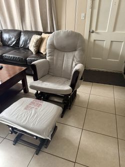 Nursery Rocking Chair Good Condition Lightly Used Foot Rest Still Wrapped 