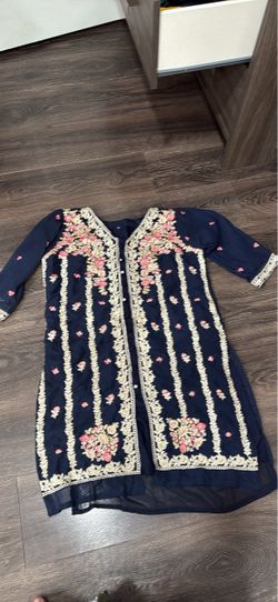 Navy Blue Embroidered Kurti / Kurta