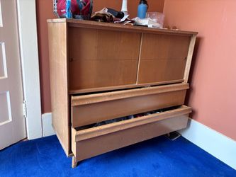 Free Original 1950's Mid-Century Modern Dresser