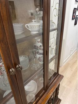 China cabinet