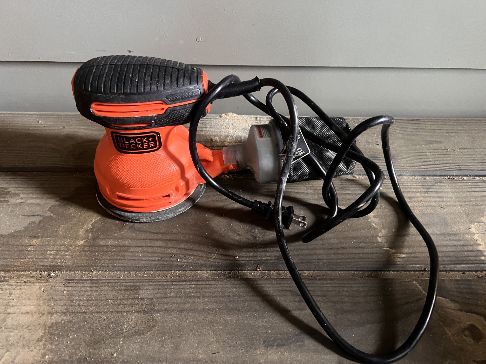 Black And Decker Orbital Sander - Wired