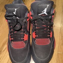 Red Thunder Jordan 4’s
