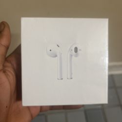 Apple AirPods(2nd generation) Brand-new !!