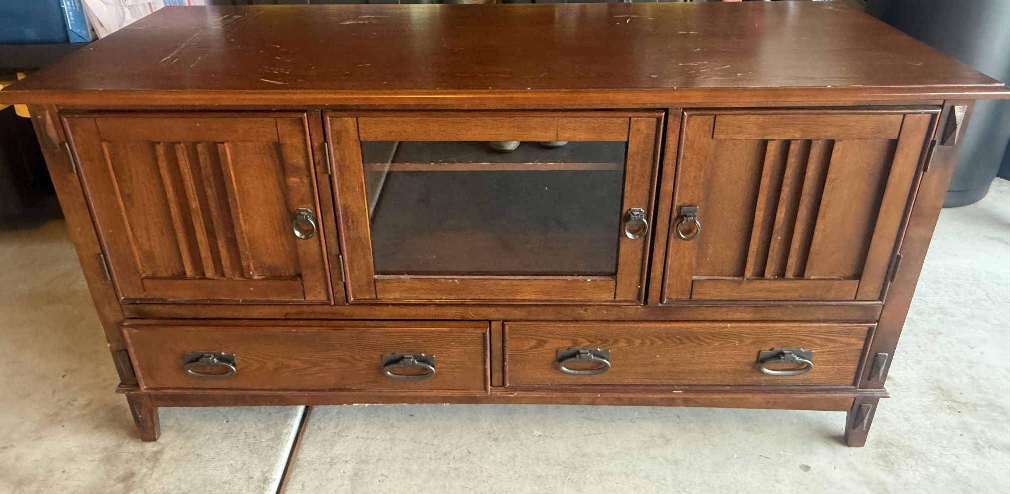 Sturdy and stylish solid wood TV stand / console cabinet in excellent working condition.