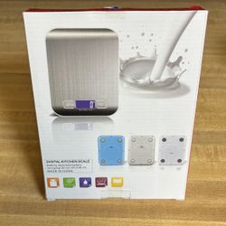 DIGITAL. KITCHEN. SCALE.  NEW.  $7