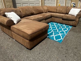 3PC BROWN SECTIONAL COUCH W/ FREE DELIVERY