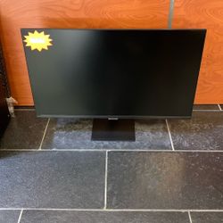 Samsung Computer Monitor S32AM702UN, Nice Shape!