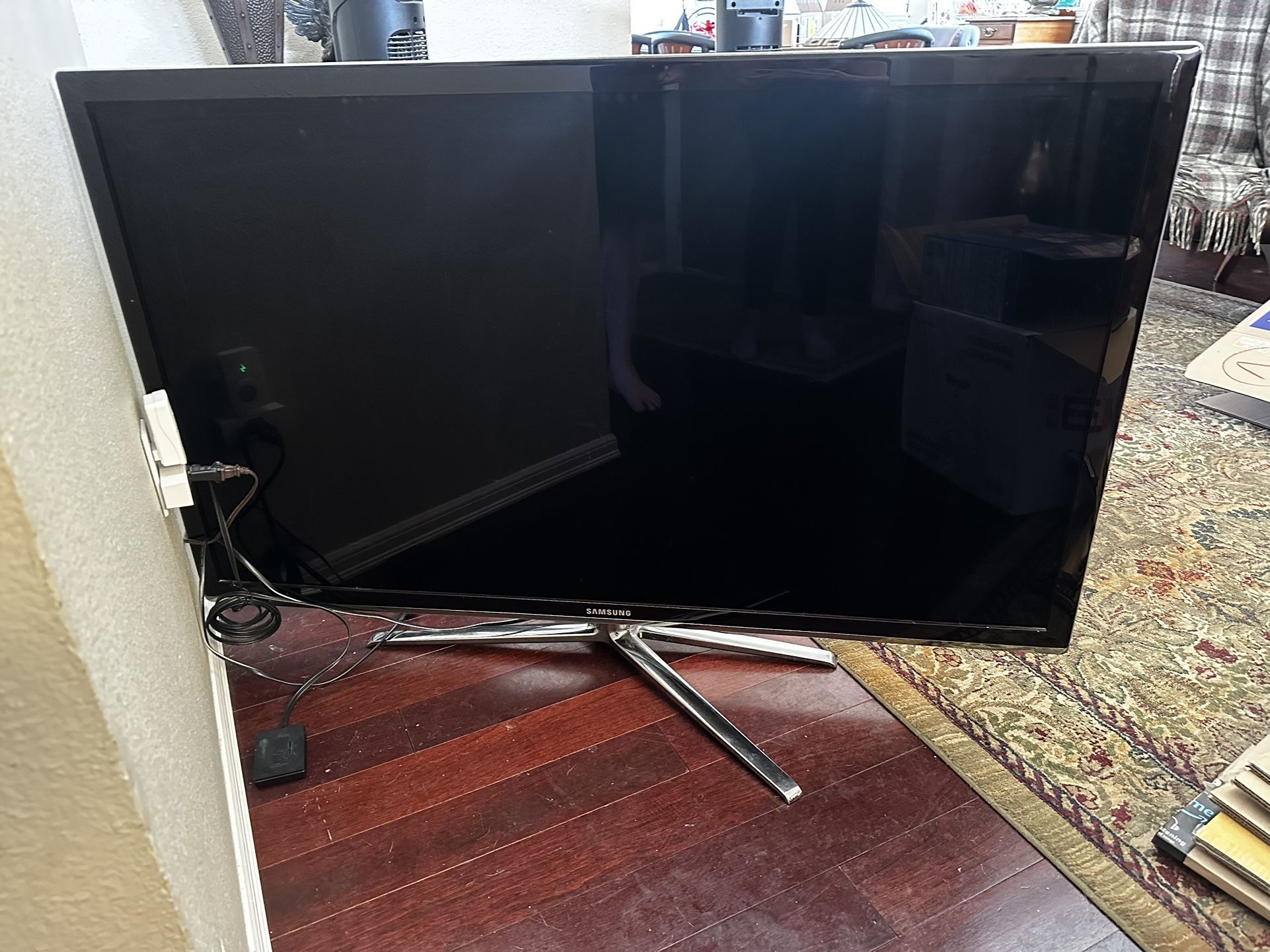 55 in. Samsung tv 2010