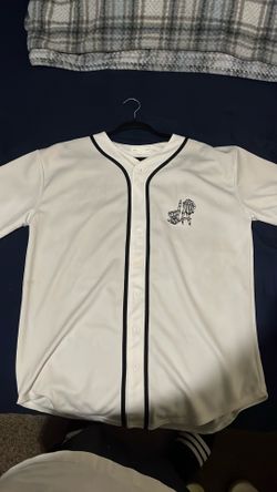 La jersey- white, used, xl- negotiable