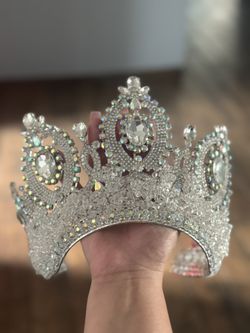 Large Quince Crown 