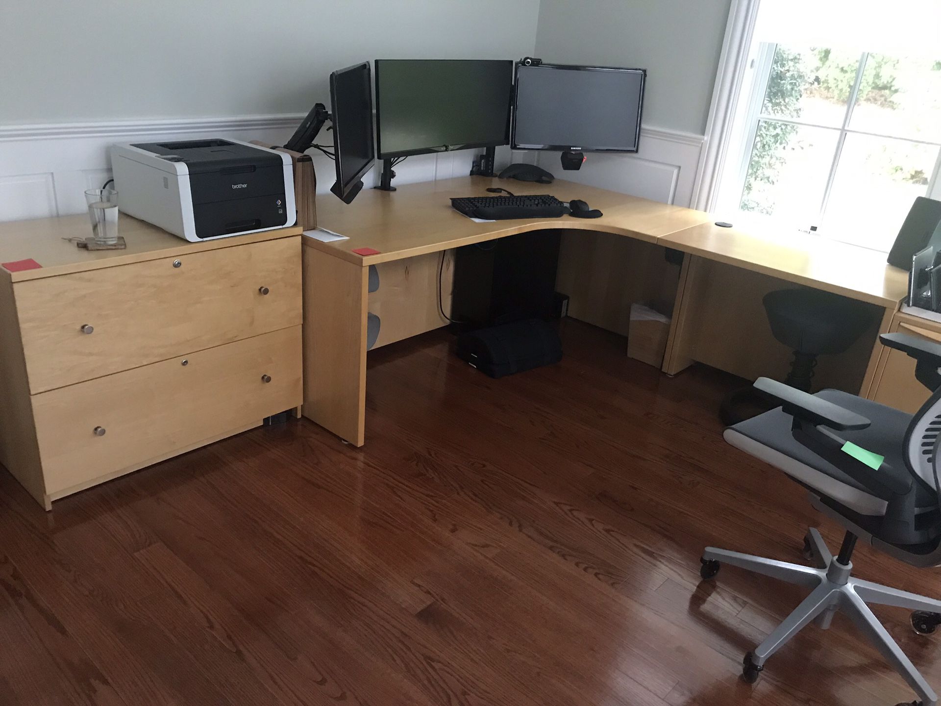 Office desk and two filing cabinets