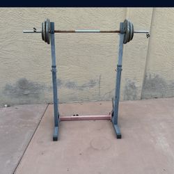 Squat Rack And Weights 