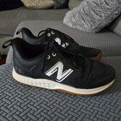 New Balance Turf Baseball Shoes