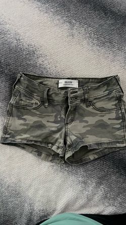 Hollister Low-Rise Shortie Camo Shorts