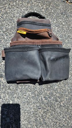 DEWALT Leather Tool Pouch Nail Apron Carpenter Electrician Belt Bag USA