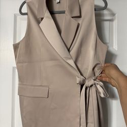 Women’s Clothing , See Photos 