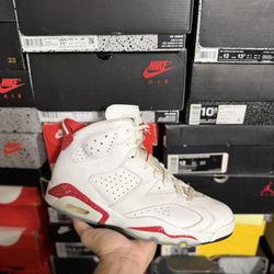 Jordan Red Oreo 6s size 12 Close To VNDS 