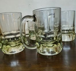 SO CUTE SET of 4 Sturdy Glass "Mini" Mugs