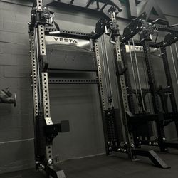 Vesta Fitness Multifunctional Trainer 