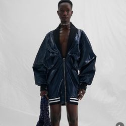 Women’s Bomber Jacket Cut 