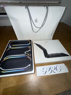 13” iPad Pro M4 256gb bundle- Pencil Pro +Magic Keyboard (like new)
