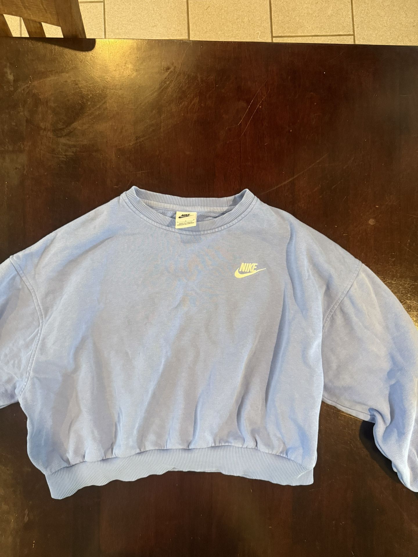 Girls Large Nike Sweatshirt