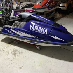 2002 Yamaha Superjet Stand Up Jet Ski, Sxr