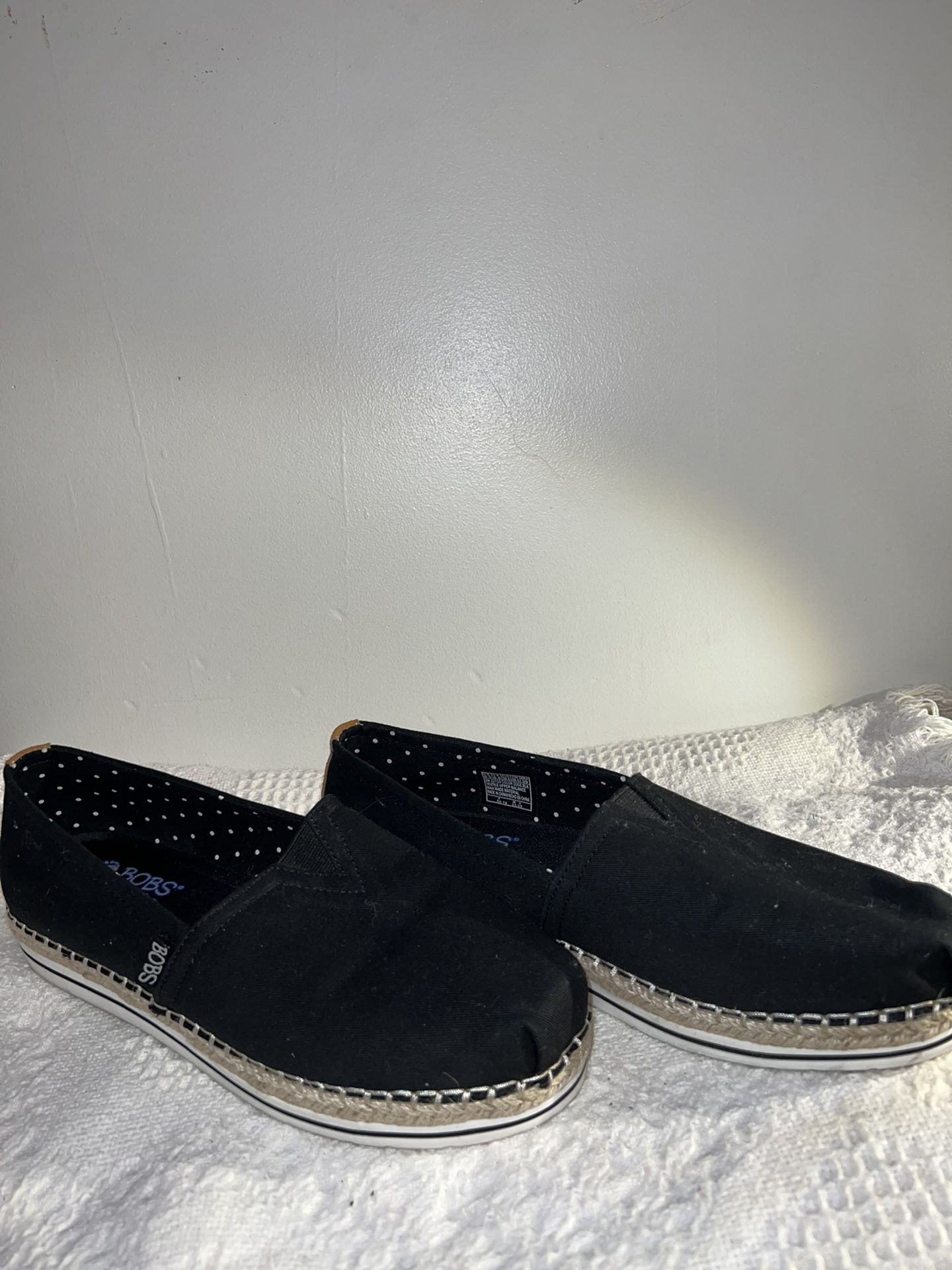 Bobs from Skechers Memory Foam Women’s 9.5 Shoe