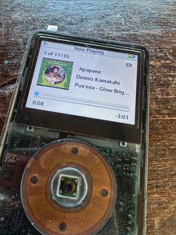 iPod Classic 5th Generation (80gb) + Extras