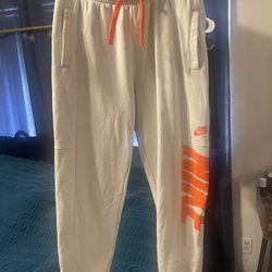 Boys Youth Nike Joggers Medium
