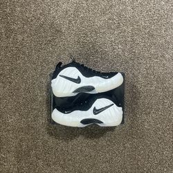 Nike Air Foamposite Pearl Size 10.5