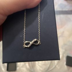 Infinity Necklace 