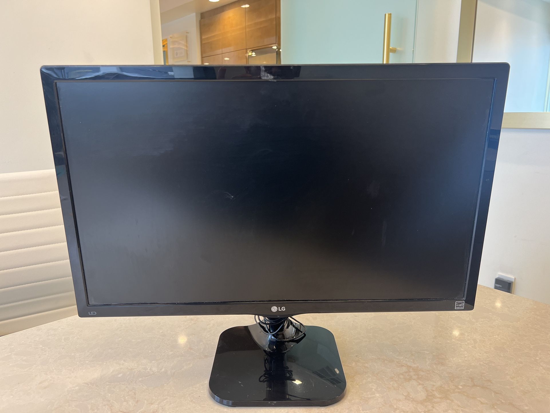 LG Computer Monitor