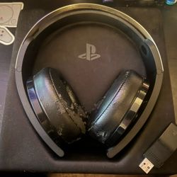 PlayStation Platinum Wireless Headset For Sale!!!