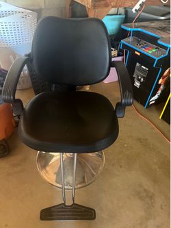 Barber chair